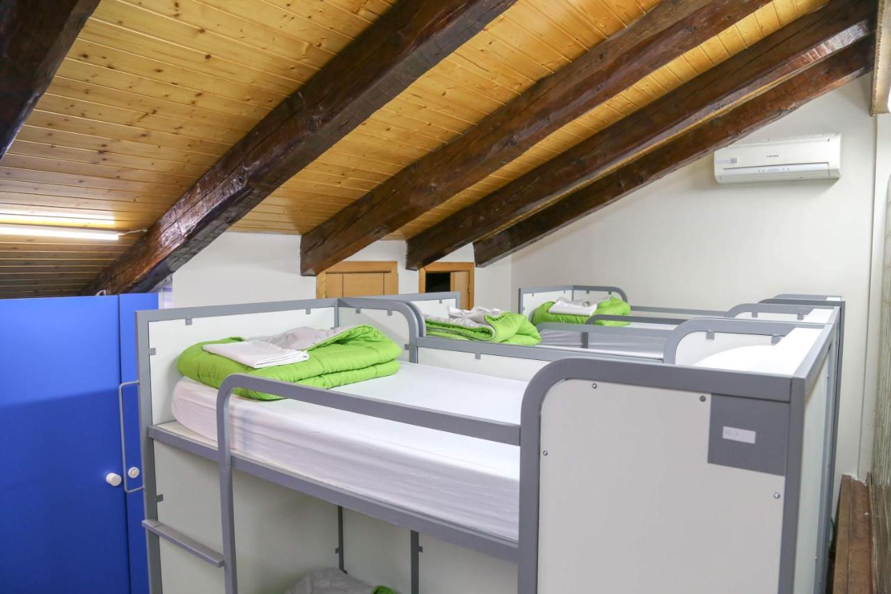 Cats Hostel Madrid Sol المظهر الخارجي الصورة